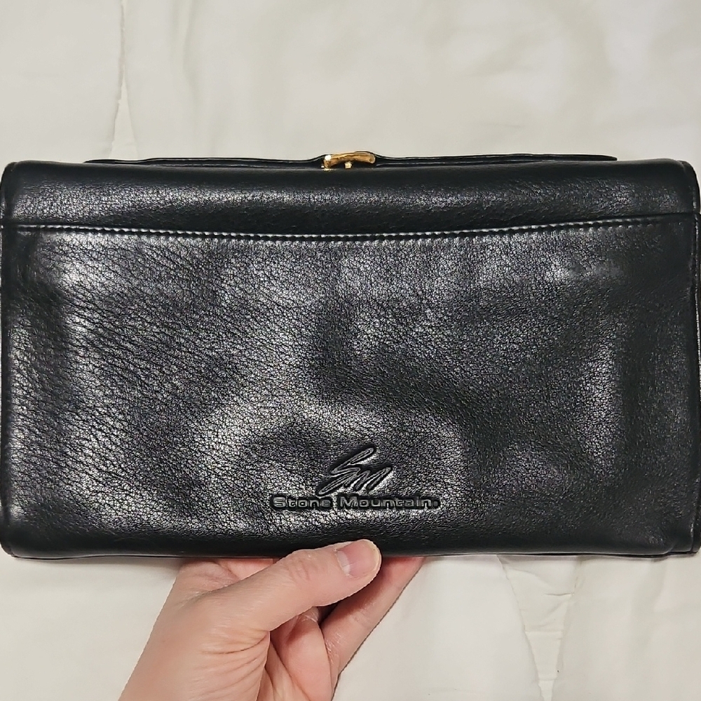 Stone Mountain Accessories Black Leather Clutch